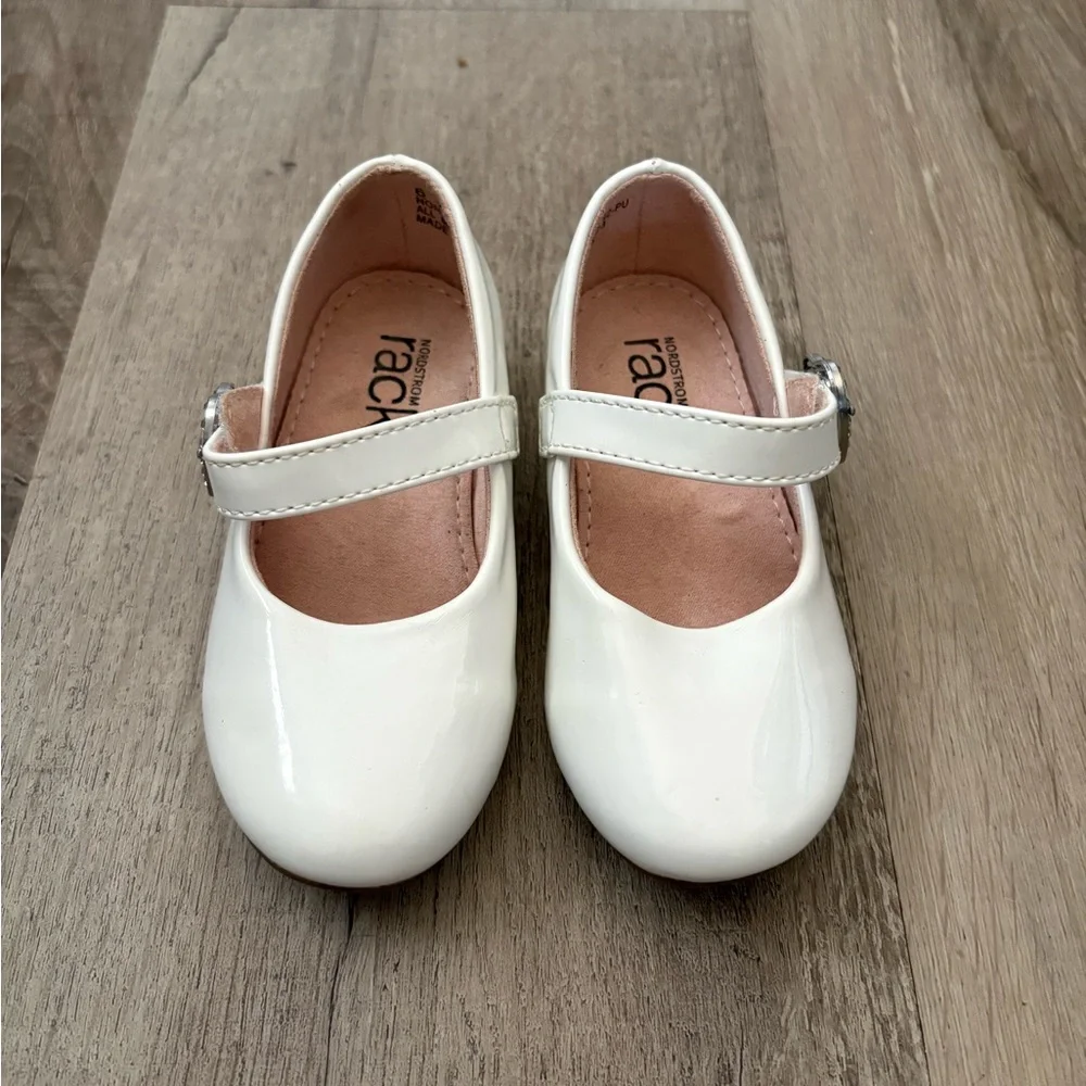 Nordstrom kids Leighton Mary Jane Dress Pump size 6